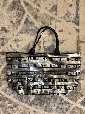 NWT Victoria’s Secret tote bag